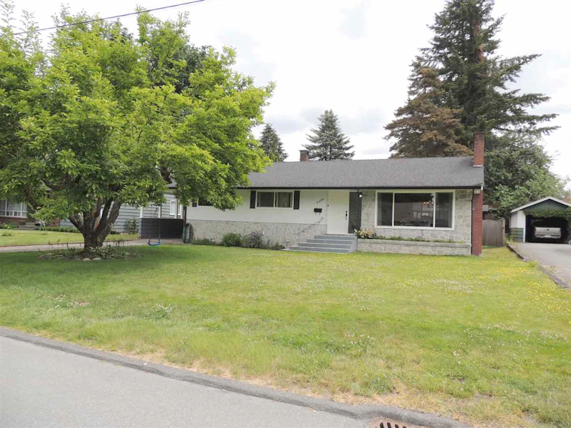 2326 Clarke Drive, Abbotsford BC V2S 3V3