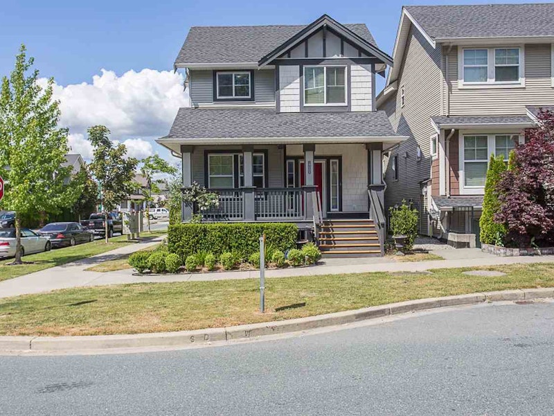 19005 67a Avenue, Surrey BC V4N 6A2