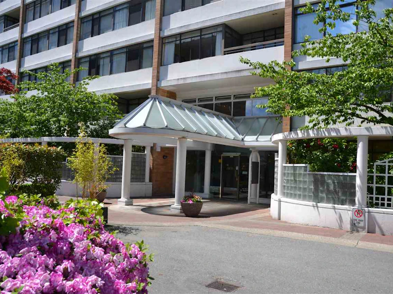 702 - 6631 Minoru Boulevard, Richmond BC V6Y 1Z1