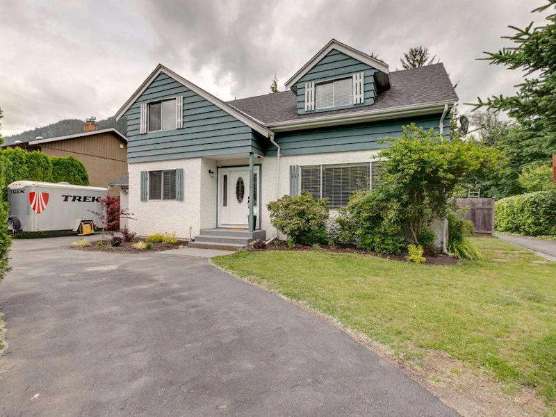 41318 Kingswood Road, Squamish BC V0N 1H0