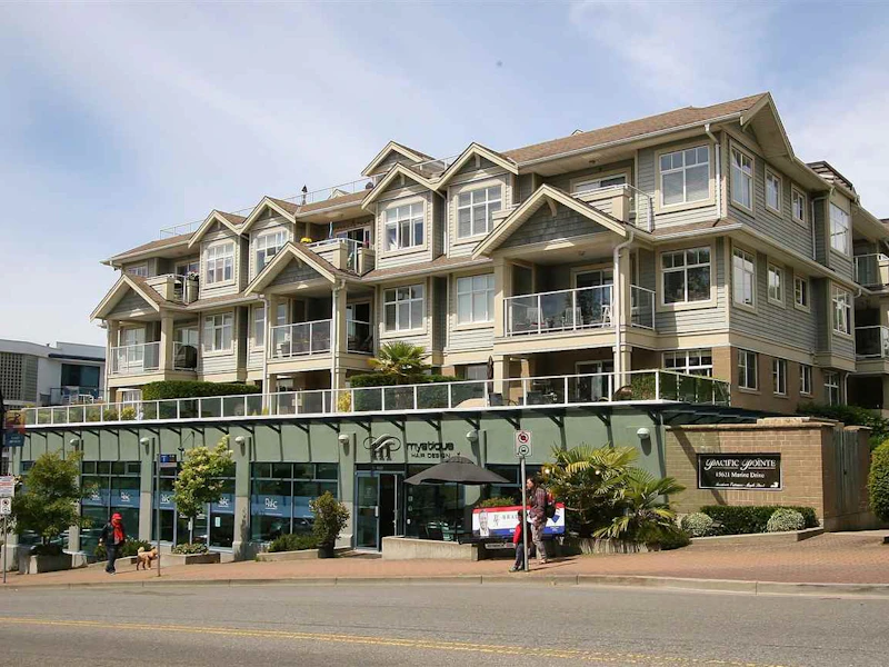316 - 15621 Marine Drive, Surrey BC V4B 1E1