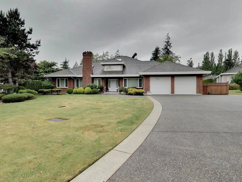 1931 136a Street, Surrey BC V4A 9E9