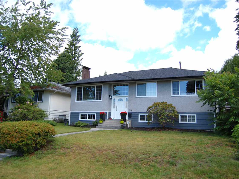 214 E 26th Street, North Vancouver BC V7N 1A8