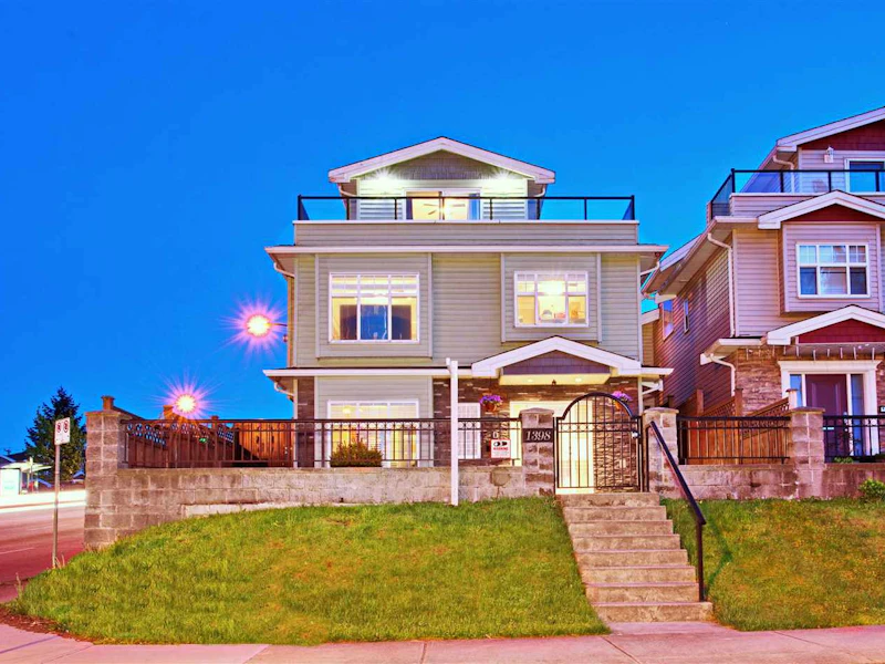 1398 E 36th Avenue, Vancouver BC V5W 1C9