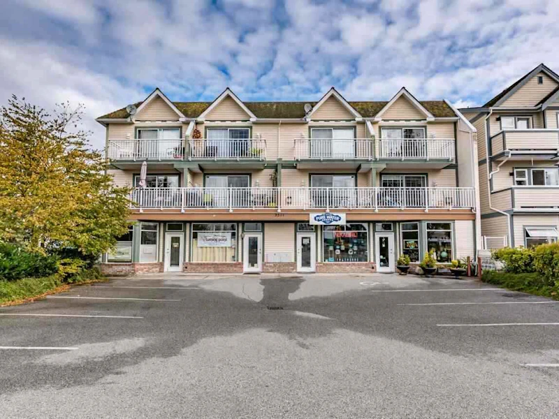220 - 3571 Chatham Street, Richmond BC V7E 2Z1