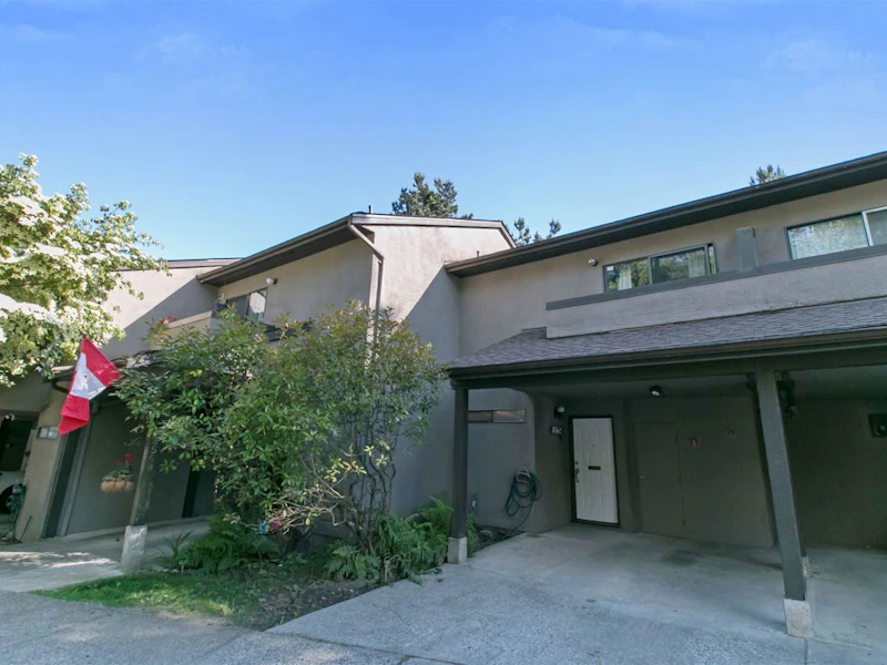 8562 Woodridge Place, Burnaby BC V5A 4B3