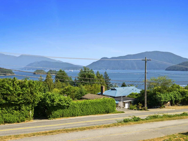 1525 Langdale Road, Gibsons BC