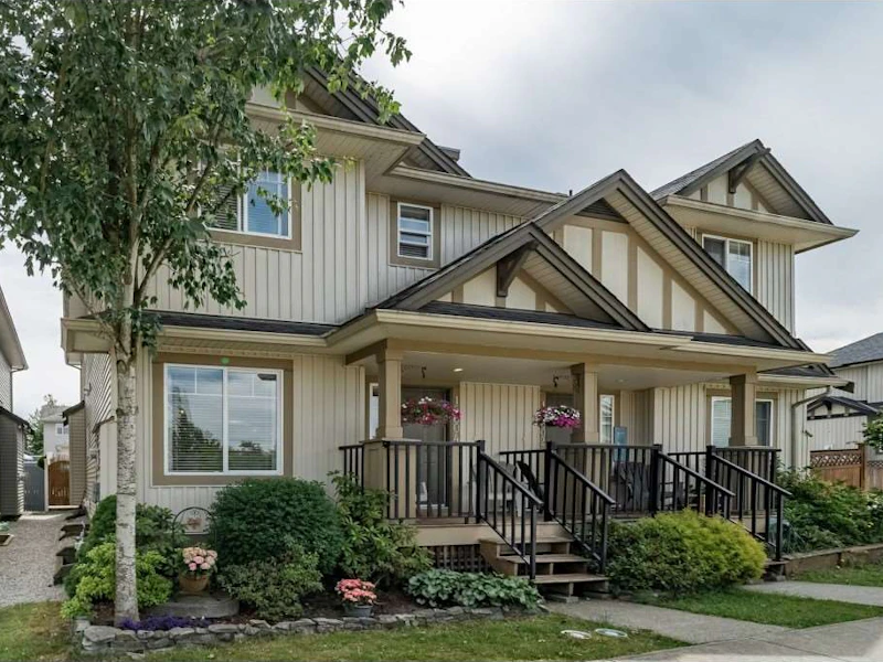 16604 60th Avenue, Surrey BC V3S 1S9