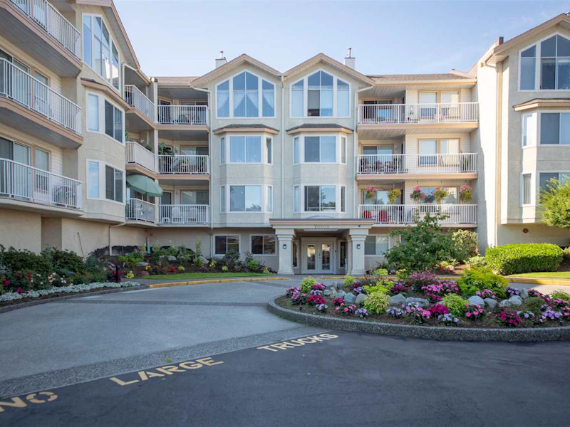 301 - 20600 53a Avenue, Langley BC V3A 8C2