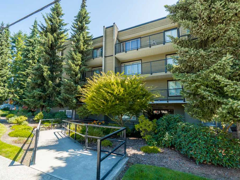210 - 10468 148th Street, Surrey BC V3R 8T1