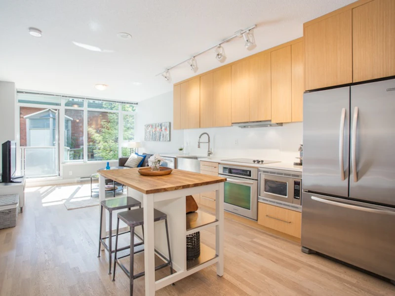 252 - 250 E 6th Avenue, Vancouver BC V5T 1J8