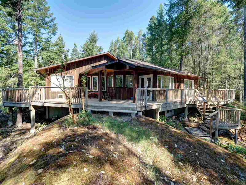 5742 Leaning Tree Road, Secret Cove BC