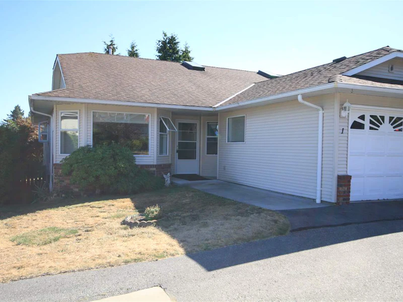 1 - 820 Kiwanis Way, Gibsons BC