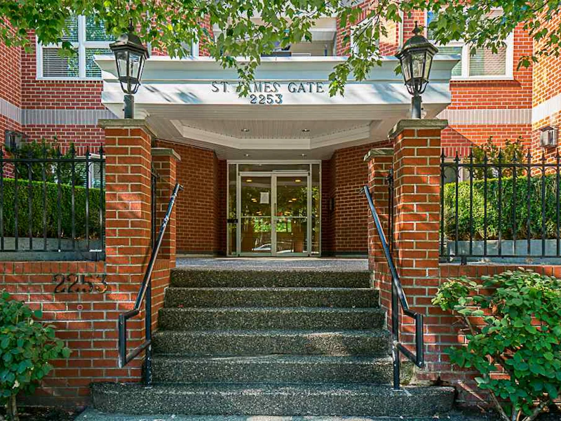 104 - 2253 Welcher Avenue, Port Coquitlam BC V3C 1X2