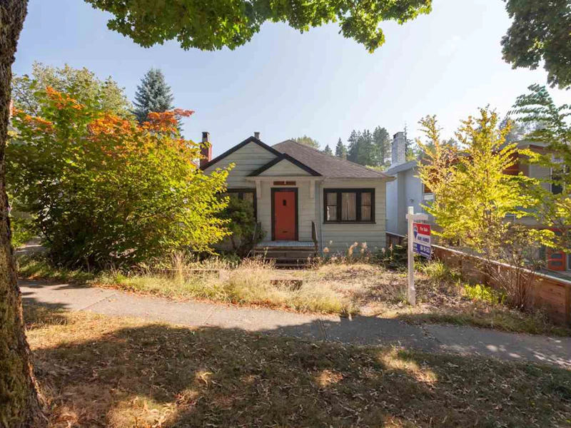 4088 W 19th Avenue, Vancouver BC V6S 1E3