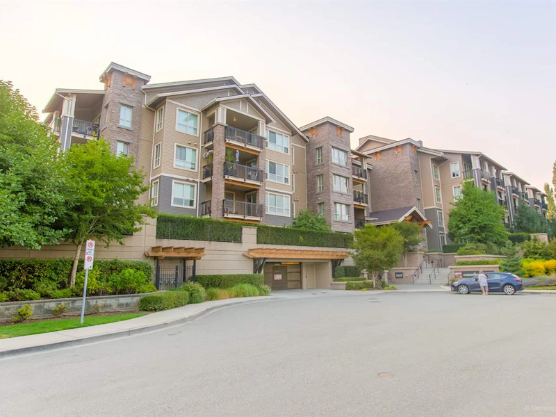 108 - 5655 210a Street, Langley BC V3A 0G4