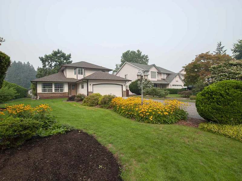 10043 Llanberis Way, Chilliwack BC V0X 1X1