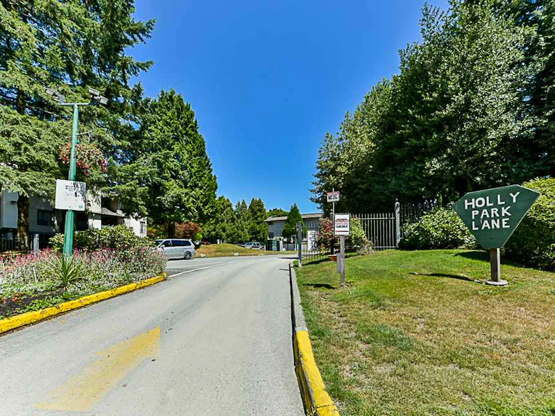 10503 Holly Park Lane, Surrey BC V3R 6X8
