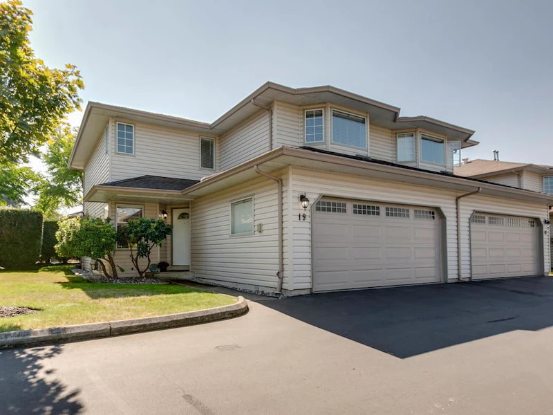 19 - 12268 189a Street, Pitt Meadows BC V3Y 2M7