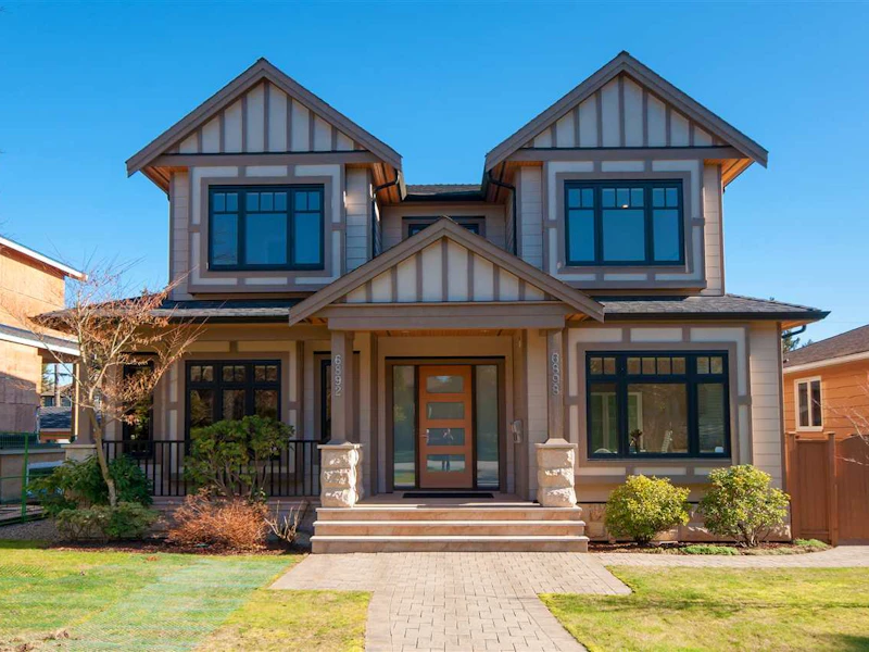 6892 Laurel Street, Vancouver BC V6P 3T7