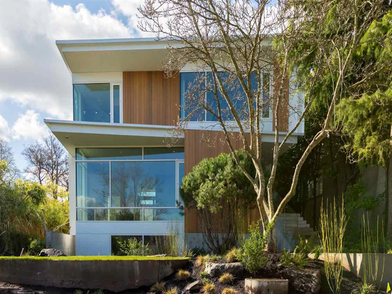 3234 W 21st Avenue, Vancouver BC V6L 1L2