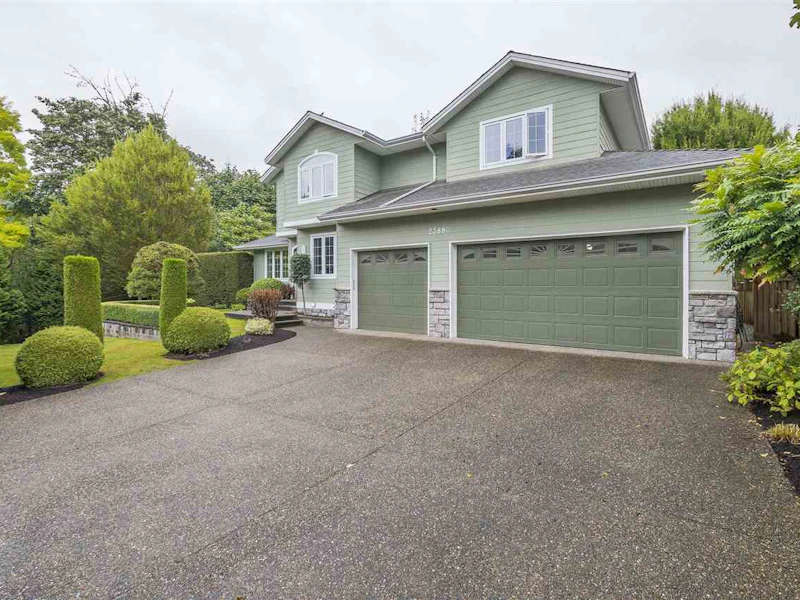 23880 133rd Avenue, Maple Ridge BC V4R 2V1