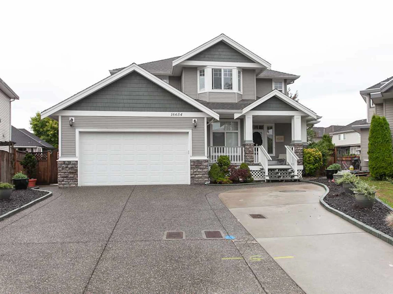 16654 64th Avenue, Surrey BC V3S 0W5