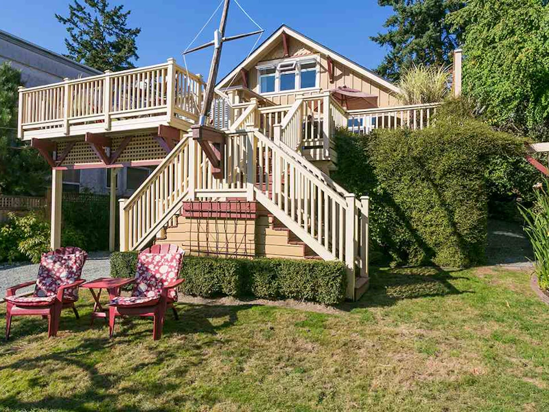 14856 Buena Vista Avenue, Surrey BC V4B 1X4