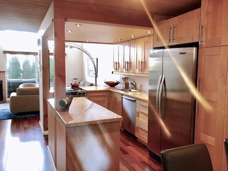 1139 W 8th Avenue, Vancouver BC V6H 1C5