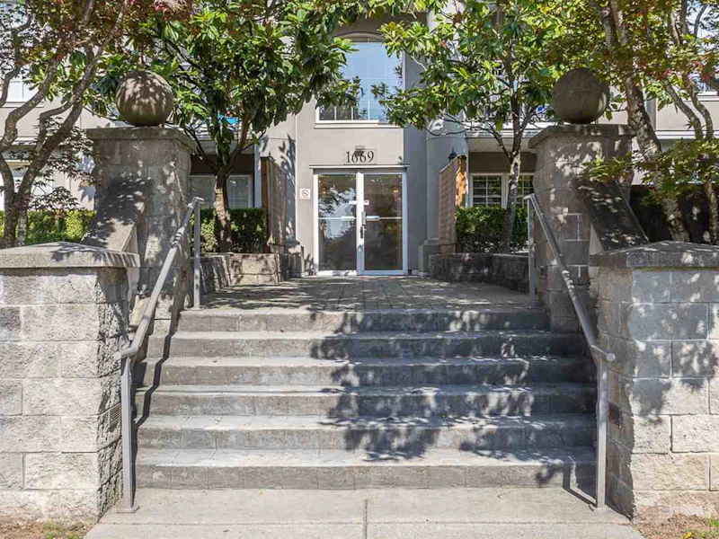 307 - 1669 Grant Avenue, Port Coquitlam BC V3B 7W9