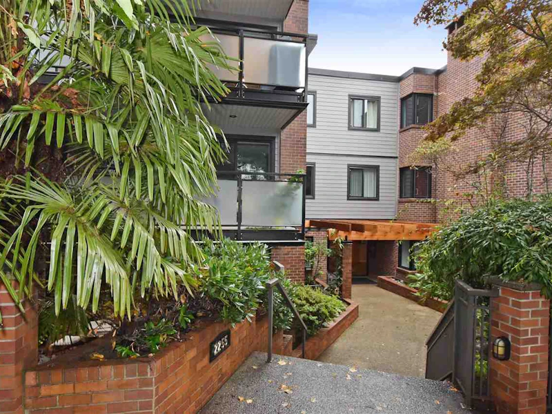 104 - 2255 York Avenue, Vancouver BC V6K 1C5