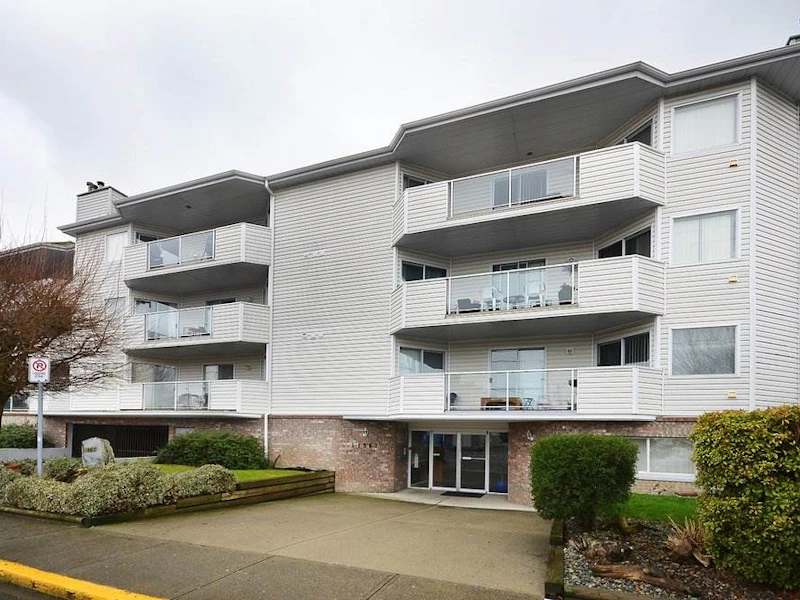 105 - 11963 223rd Street, Maple Ridge BC V2X 5Y4