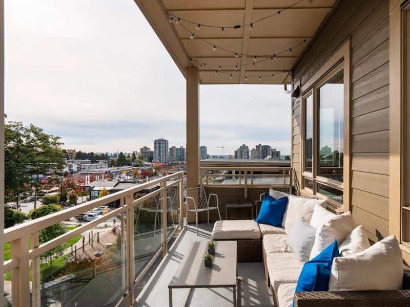520 - 119 W 22nd Street, North Vancouver BC