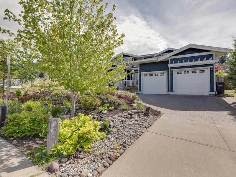 1010 Condor Place, Squamish BC V8B 0P4