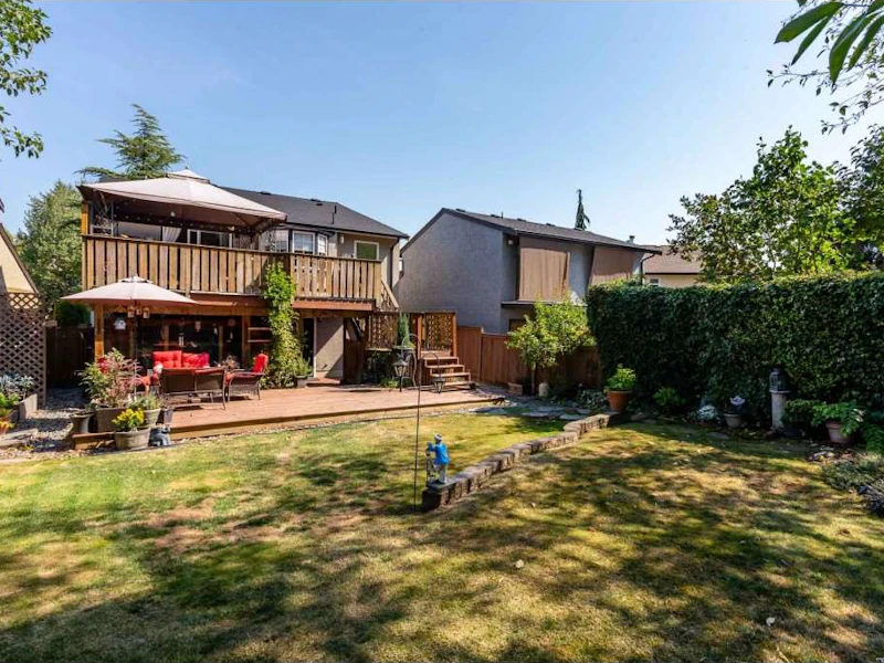 6043 Brooks Crescent, Surrey BC V3S 7L1