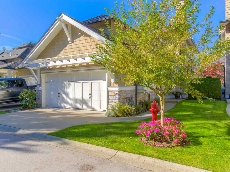 8 - 19452 Fraser Way, Pitt Meadows BC V3Y 0A3