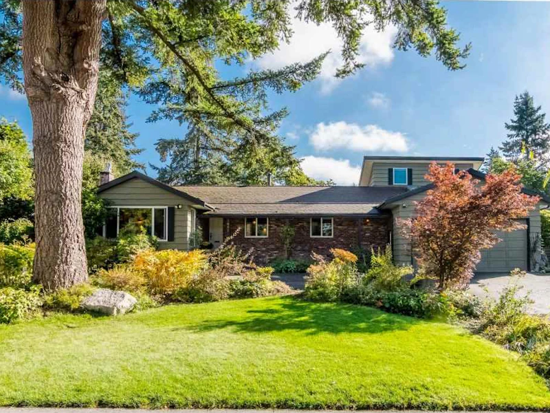 5652 Abbey Drive, Delta BC V4E 1B8