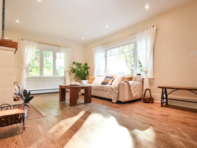 2003 E 7th Avenue, Vancouver BC V5N 1S5