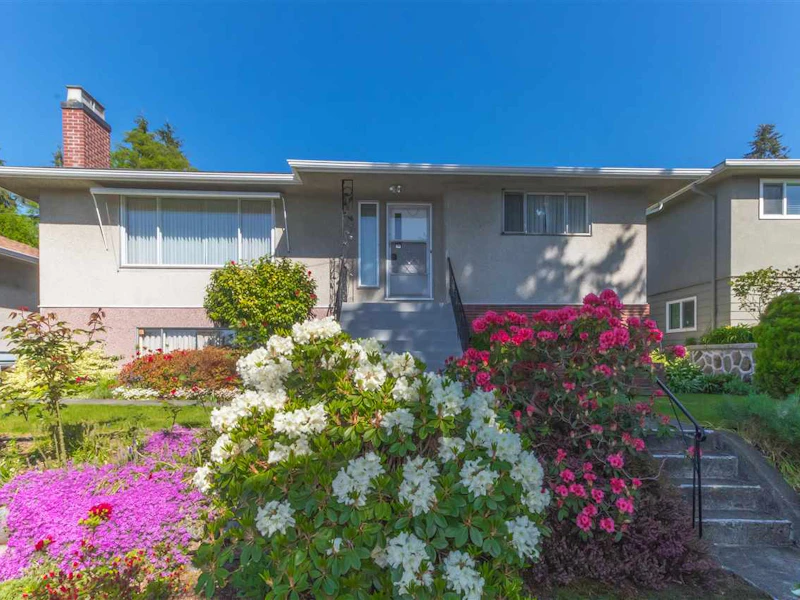 248 N Gamma Avenue, Burnaby BC V5C 1X9