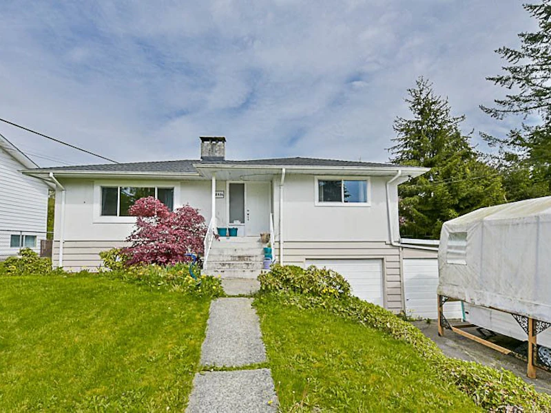 12034 261st Street, Maple Ridge BC V2W 2A6