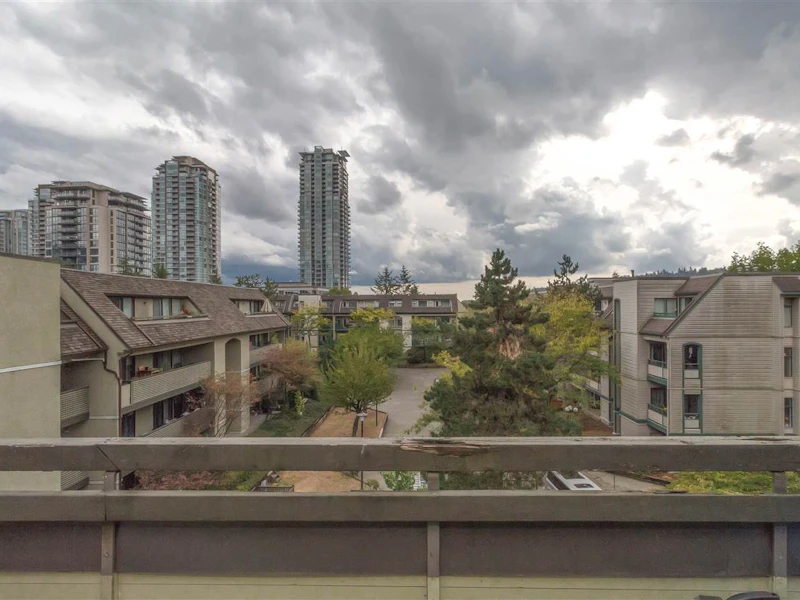 402 - 1200 Pacific Street, Coquitlam BC V3B 6K2