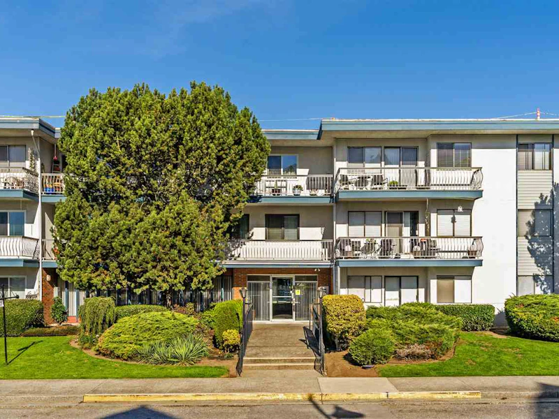 107 - 17707 57a Avenue, Surrey BC V3S 1J2
