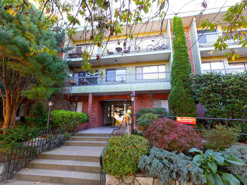 225 - 1844 W 7th Avenue, Vancouver BC V6J 1S8