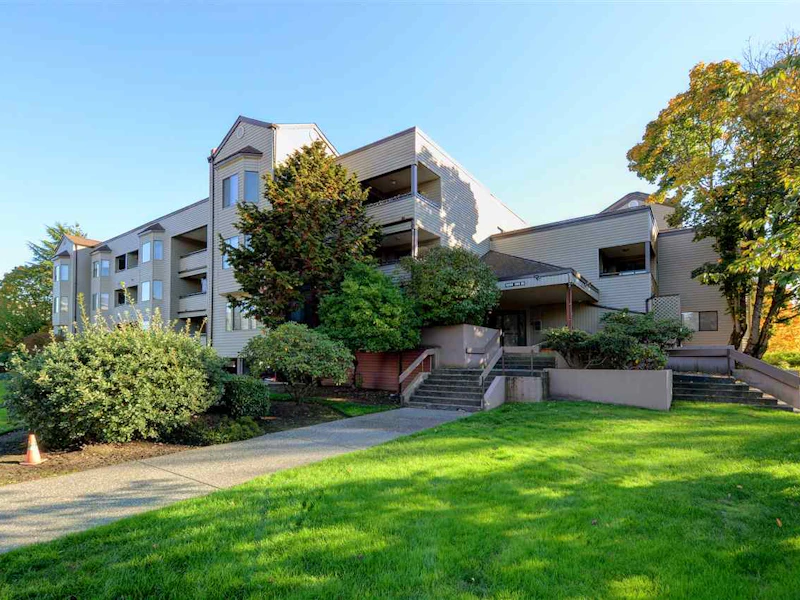 313 - 5294 204th Street, Langley BC V3A 1Z1