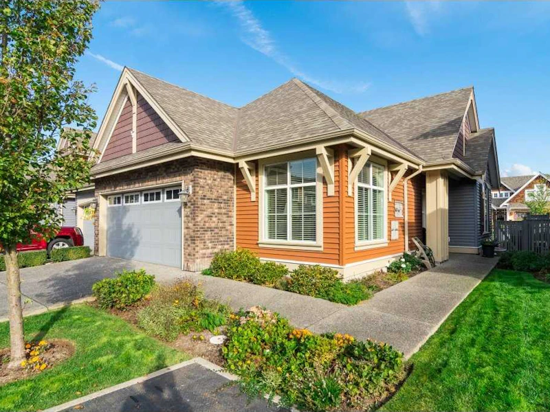 8 - 5469 Chinook Street, Chilliwack BC V2R 0T5