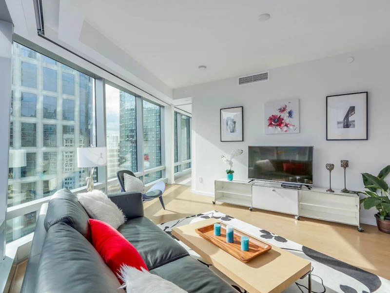 2607 - 1151 W Georgia Street, Vancouver BC V6E 3G4