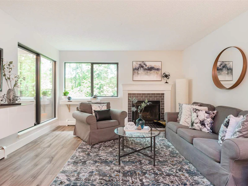 210 - 3275 Mountain Highway, North Vancouver BC V7K 2H4