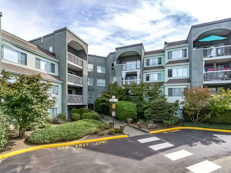 2 - 5700 200th Street, Langley BC V3A 7S6
