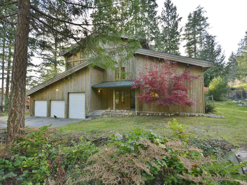 13437 Lee Road, Pender Harbour Egmont BC