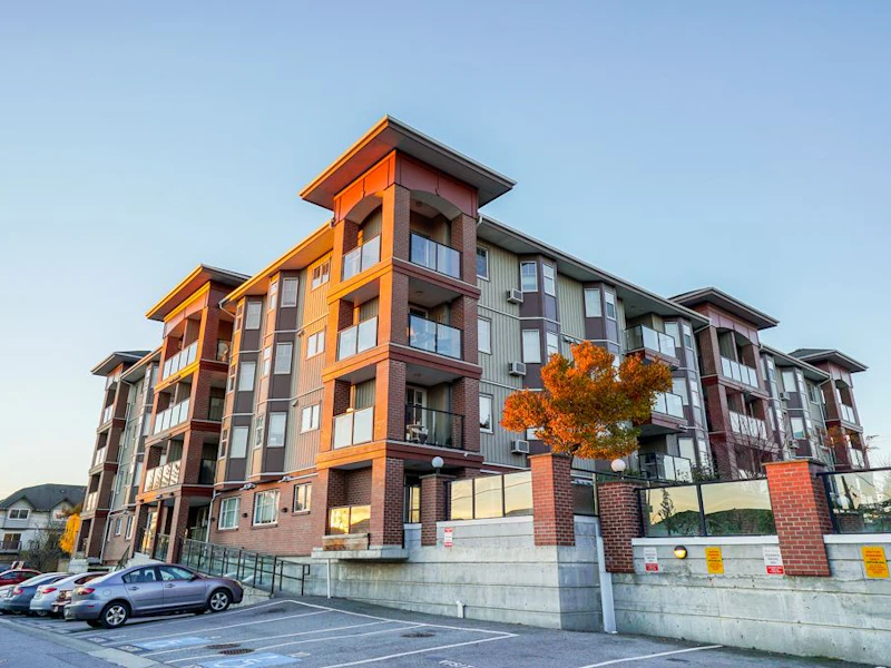 402 - 19730 56th Avenue, Langley BC V3A 3X6